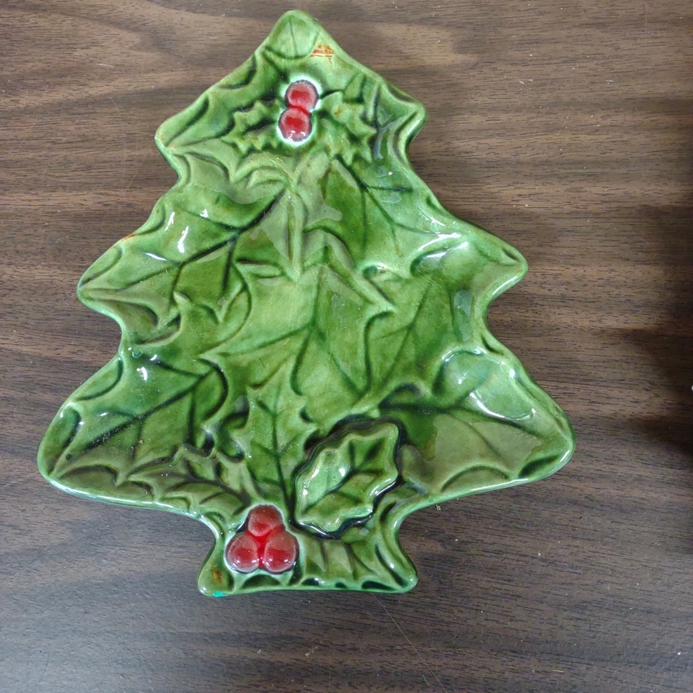 Vintage Christmas Tree Shape Green   w/ Red Berries 8" Candy / Nut / Relish Dish